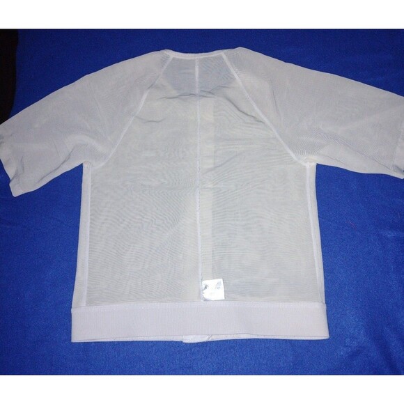 Veronique Design Compression Top w Sleeve - Picture 3 of 3